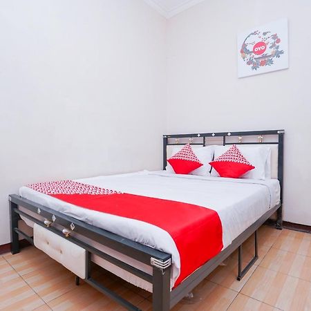 Collection O 1112 Comfitel Siwalankerto Aa4 호텔 수라바야 외부 사진
