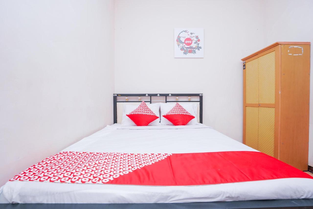 Collection O 1112 Comfitel Siwalankerto Aa4 호텔 수라바야 외부 사진