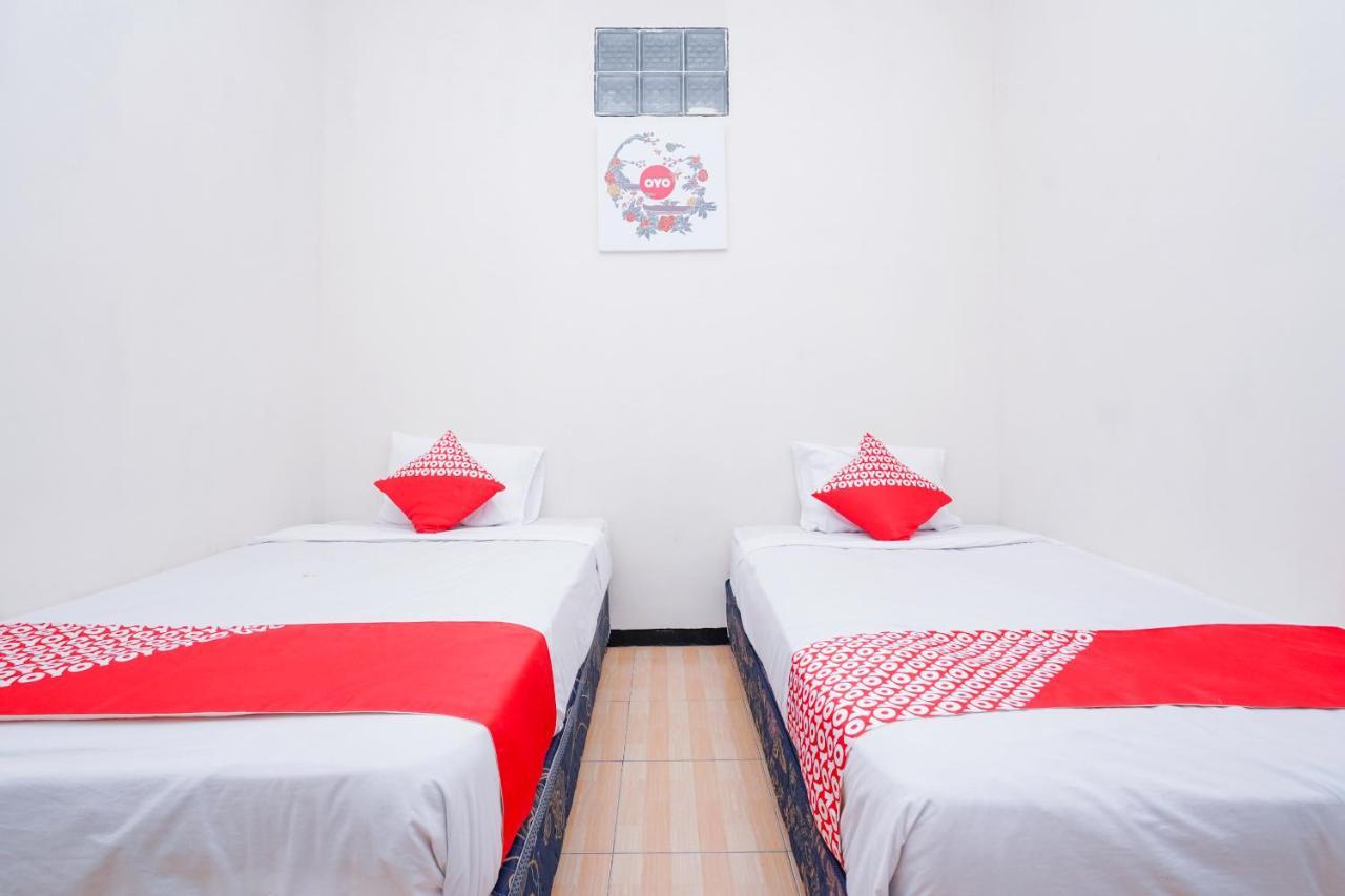 Collection O 1112 Comfitel Siwalankerto Aa4 호텔 수라바야 외부 사진