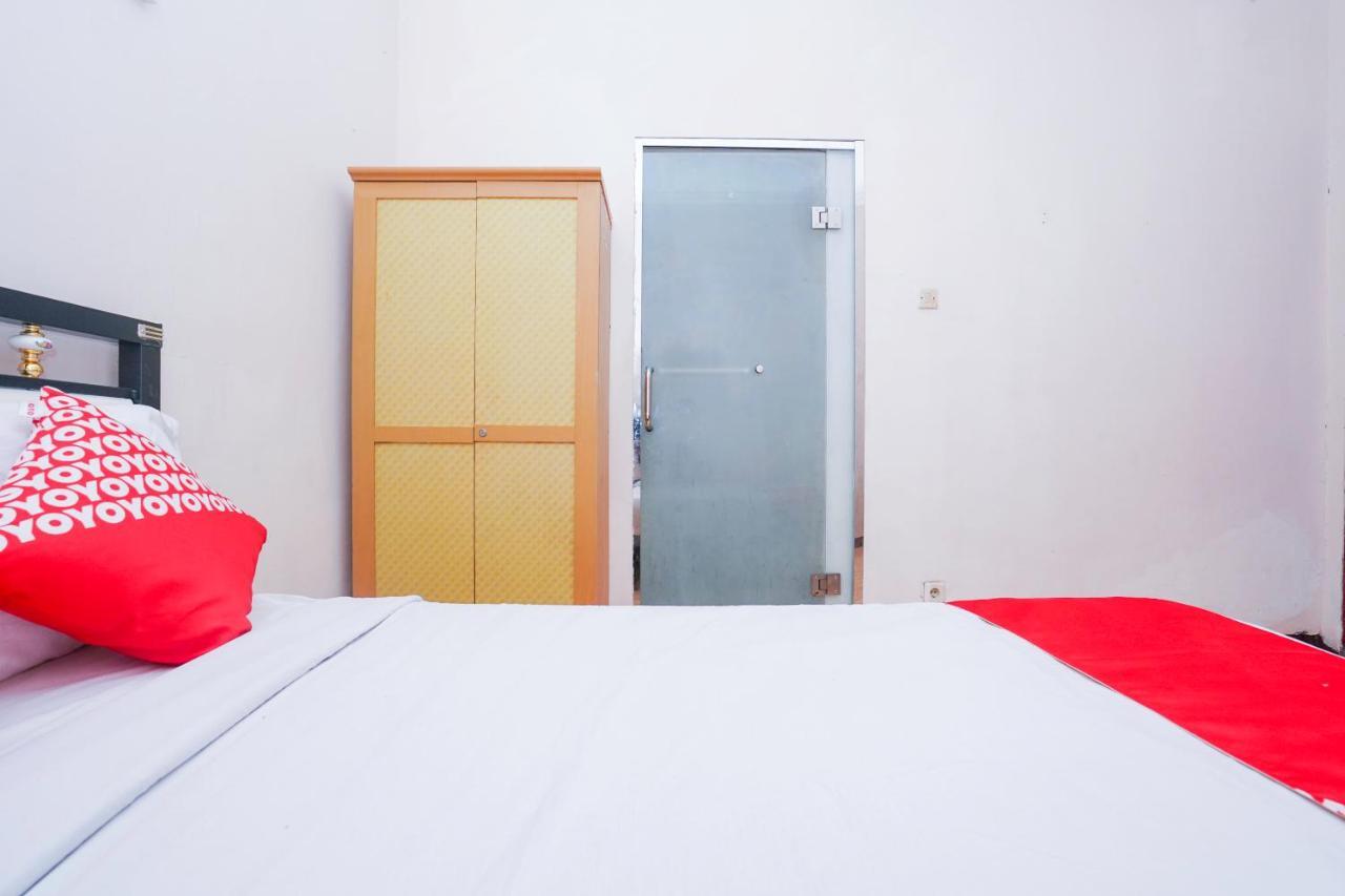 Collection O 1112 Comfitel Siwalankerto Aa4 호텔 수라바야 외부 사진